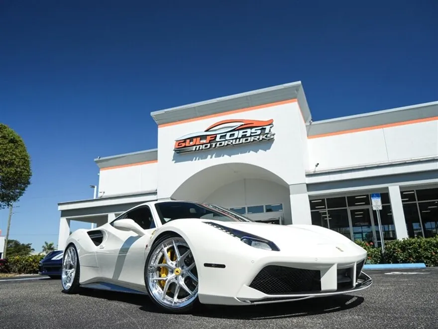 2017 Ferrari 488 GTB photo 1