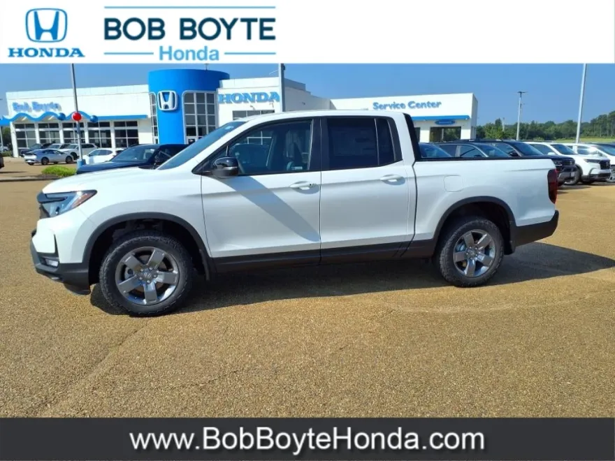 2025 Honda Ridgeline TrailSport photo 1