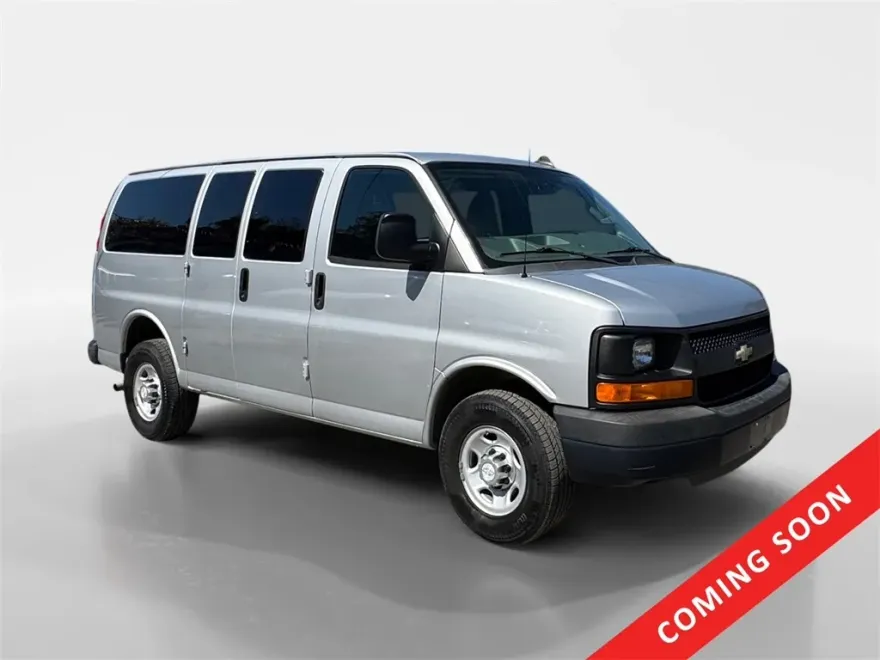 2016 Chevrolet Express 2500 Work Van photo 1