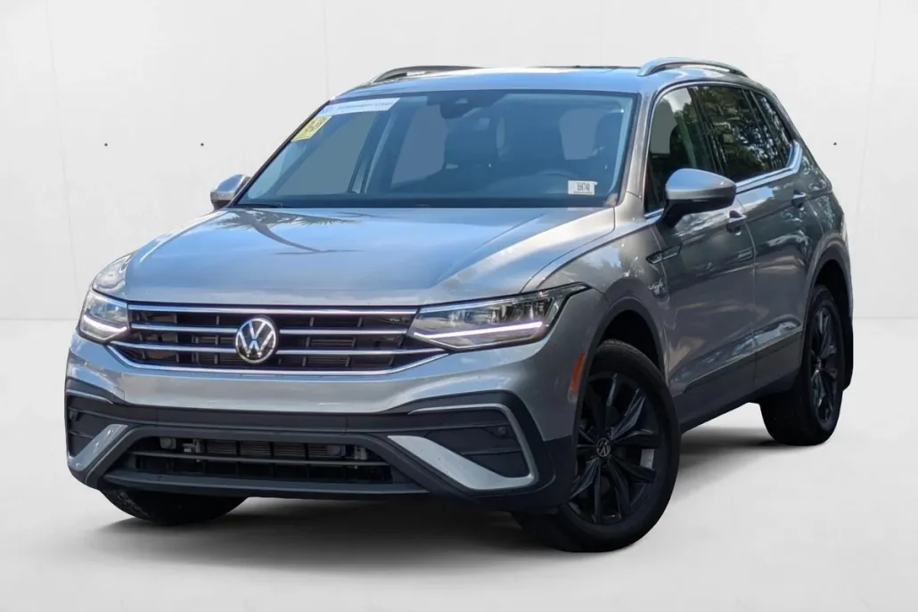 2024 Volkswagen Tiguan SE Sport photo 1
