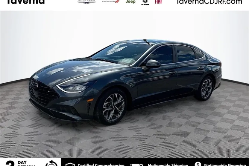 2022 Hyundai Sonata SEL photo 1
