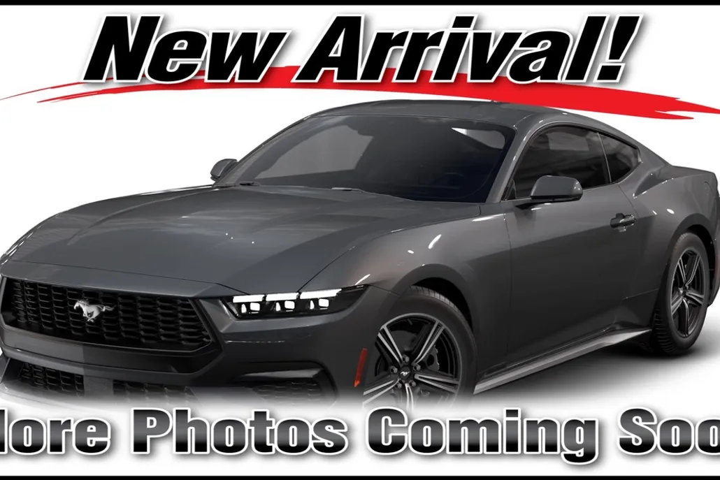 2025 Ford Mustang EcoBoost photo 1