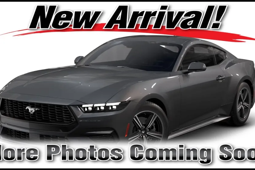 2025 Ford Mustang EcoBoost photo 1