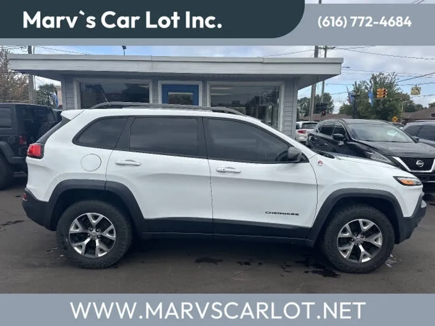 2015 Jeep Cherokee Trailhawk photo 1