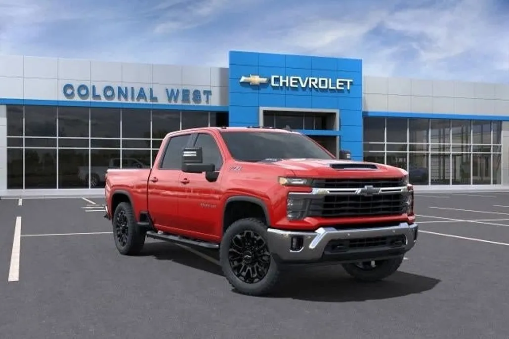 2025 Chevrolet Silverado 2500HD LT photo 1