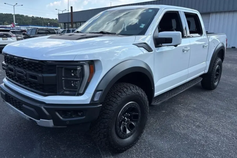 2023 Ford F-150 Raptor photo 1