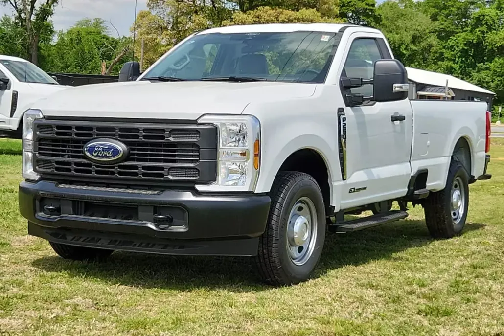 2025 Ford F-250 XL photo 1