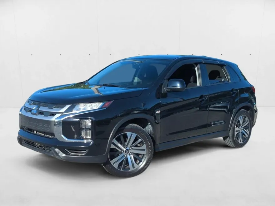 2020 Mitsubishi Outlander Sport ES photo 1