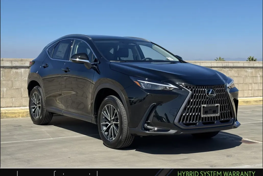 2026 Lexus NX 350h Premium photo 1