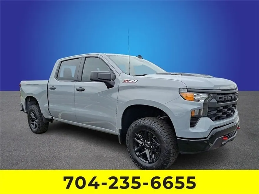 2025 Chevrolet Silverado 1500 Custom Trail Boss photo 1