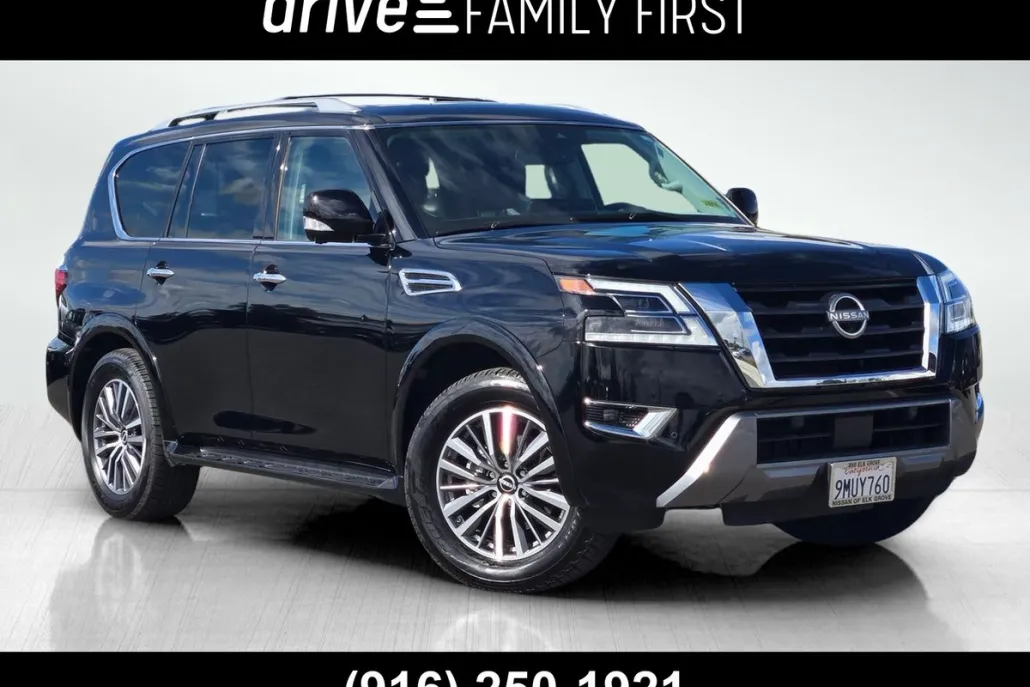 2024 Nissan Armada SL photo 1