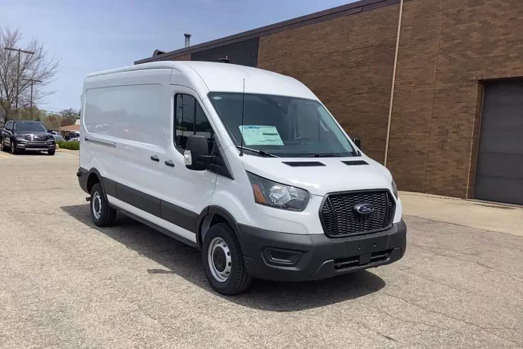 2025 Ford Transit Cargo Van photo 1