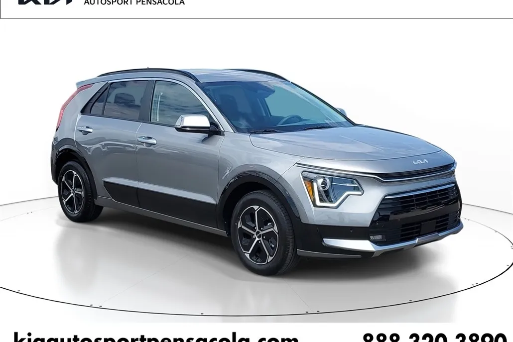 2025 Kia Niro SX photo 1