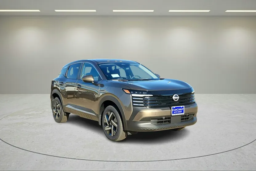2025 Nissan Kicks SV photo 1