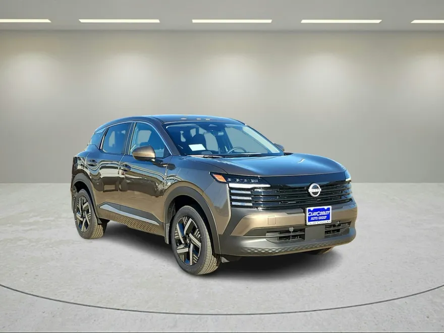 2025 Nissan Kicks SV photo 1
