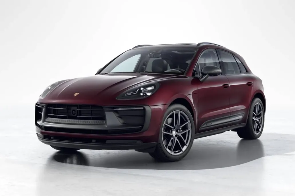 2026 Porsche Macan T photo 1
