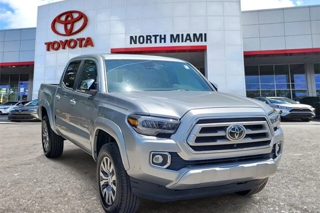 2023 Toyota Tacoma Limited photo 1