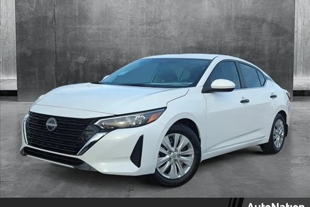 2025 Nissan Sentra S photo 1
