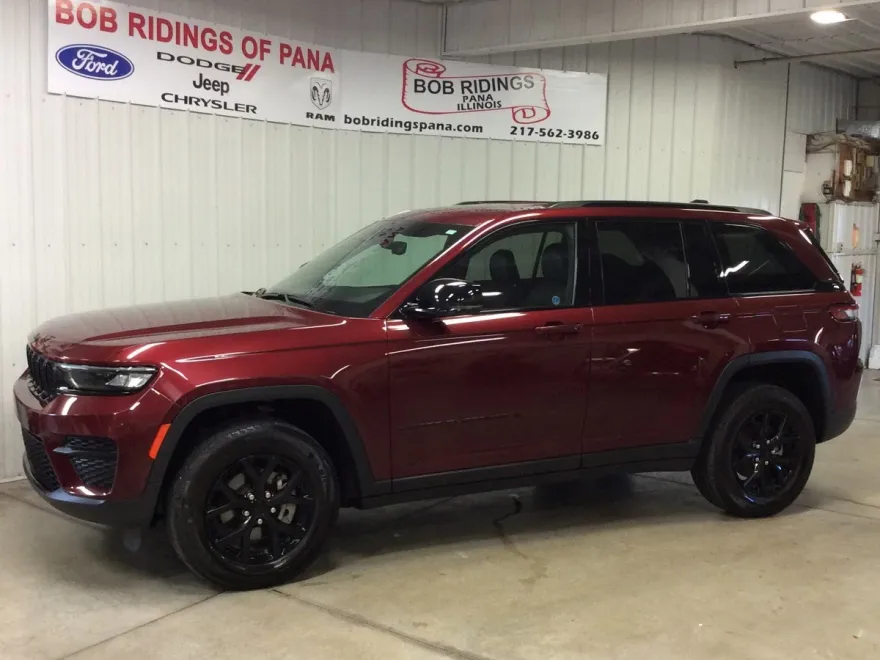 2024 Jeep Grand Cherokee Altitude photo 1