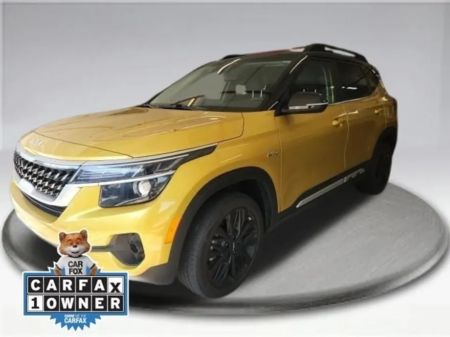 2022 Kia Seltos Nightfall Edition photo 1