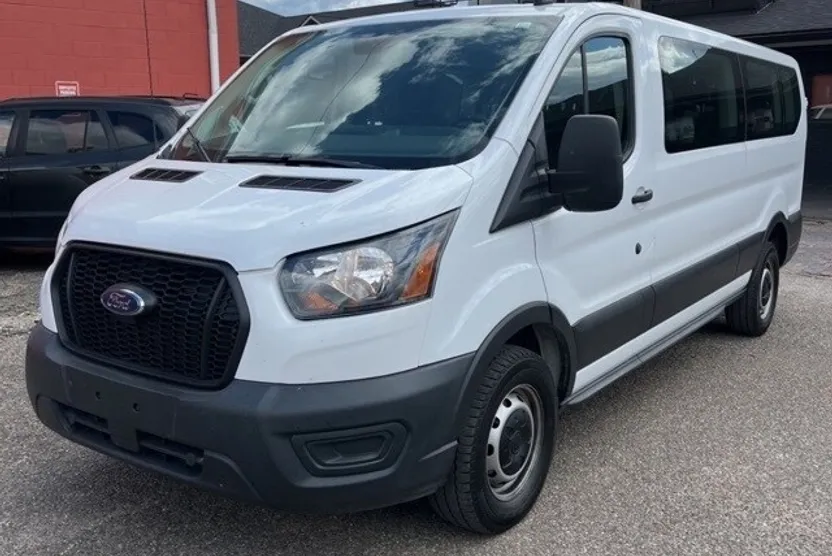 2022 Ford Transit photo 1