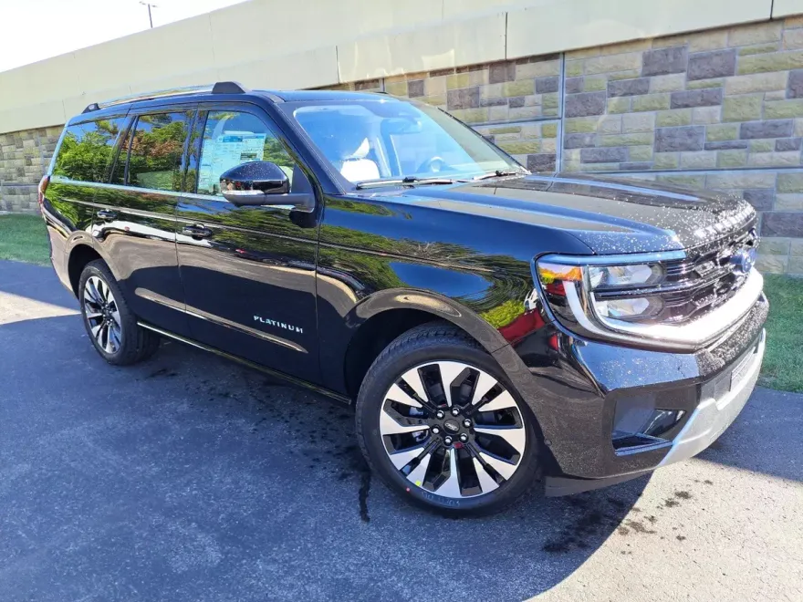 2025 Ford Expedition Platinum photo 1