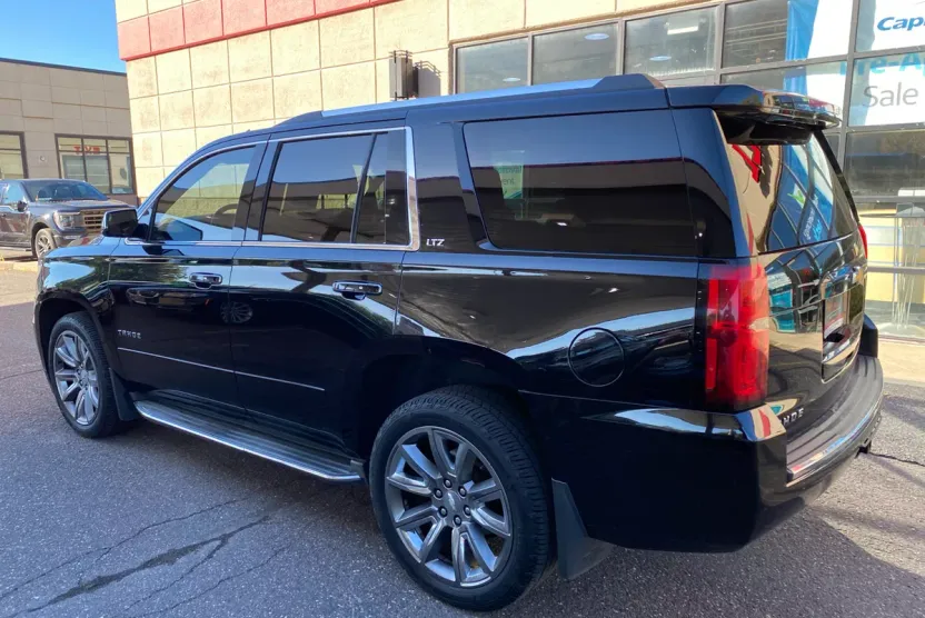 2015 Chevrolet Tahoe LTZ photo 1
