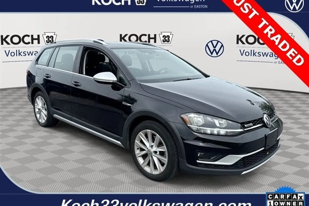 2019 Volkswagen Golf Alltrack S photo 1