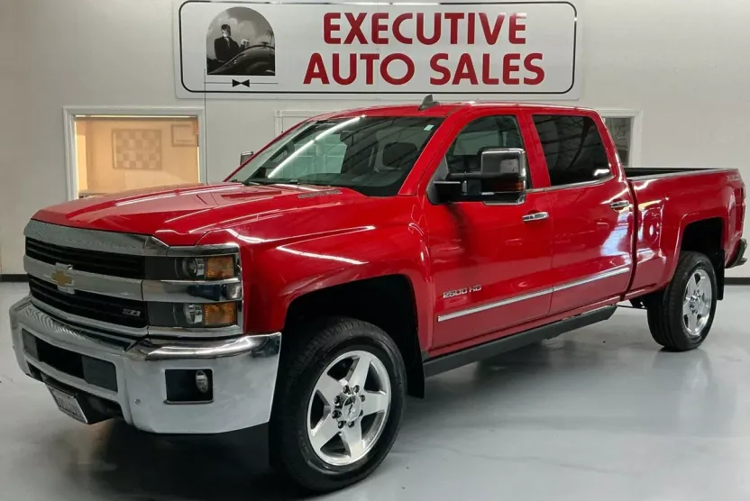 2015 Chevrolet Silverado 2500HD LTZ photo 1