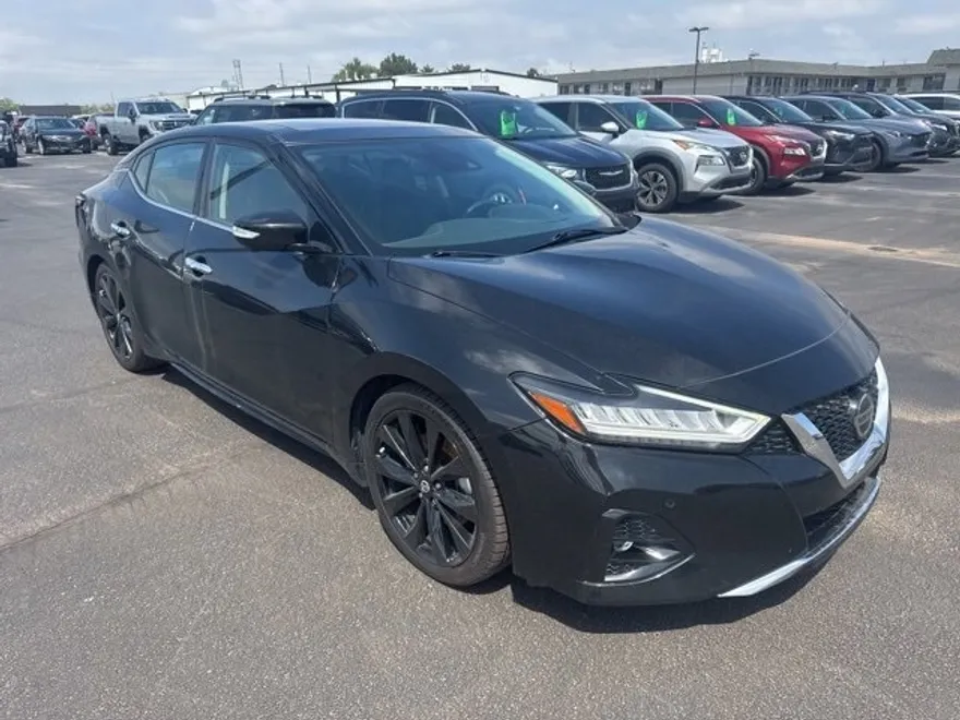 2021 Nissan Maxima Platinum photo 1