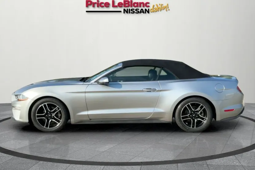 2020 Ford Mustang EcoBoost Premium photo 1