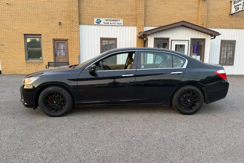 2015 Honda Accord LX photo 1