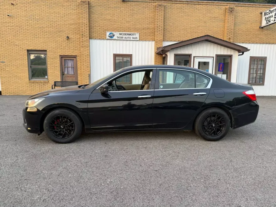 2015 Honda Accord LX photo 1