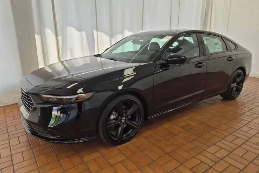 2025 Honda Accord Sport-L photo 1