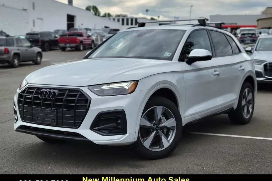 2025 Audi Q5 Premium photo 1