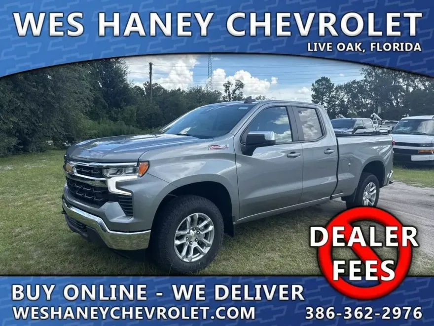 2025 Chevrolet Silverado 1500 LT photo 1