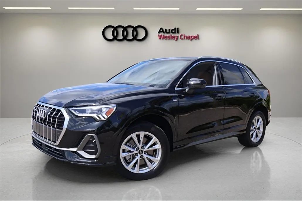2025 Audi Q3 Premium Plus S line photo 1