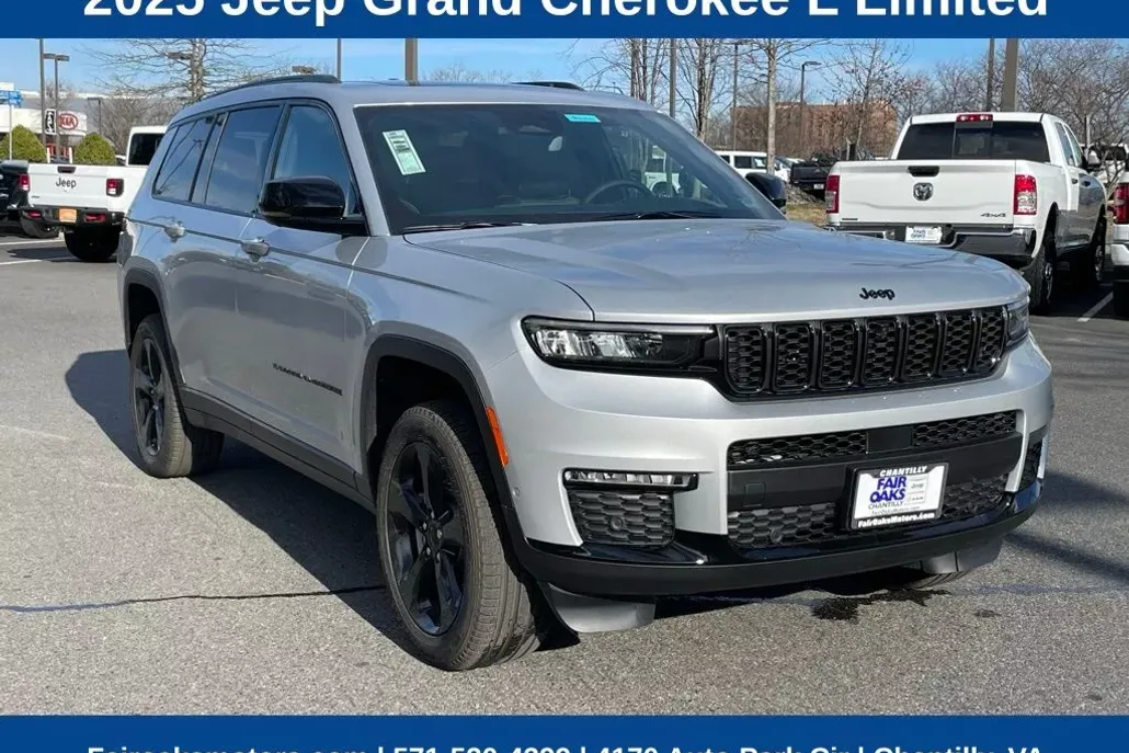 2025 Jeep Grand Cherokee Limited photo 1