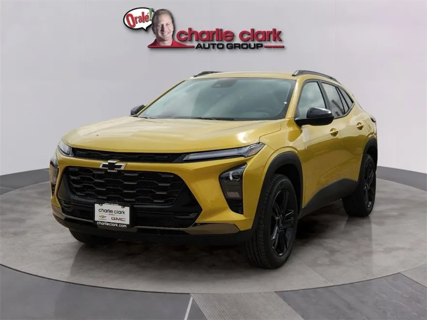 2025 Chevrolet Trax ACTIV photo 1