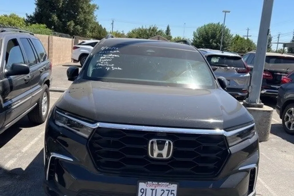 2024 Honda Pilot Elite photo 1