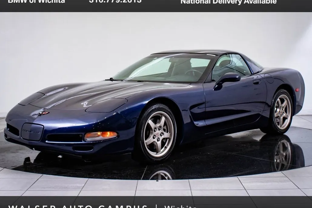 2000 Chevrolet Corvette photo 1