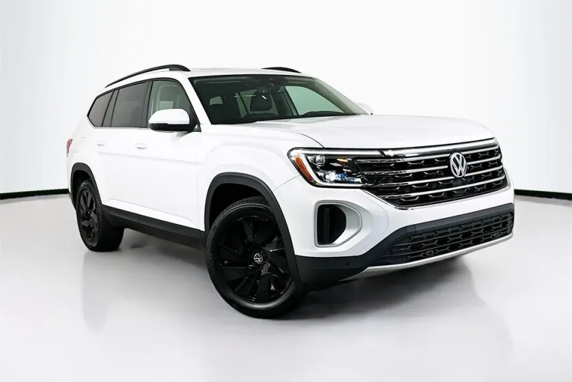 2026 Volkswagen Atlas SE Technology photo 1