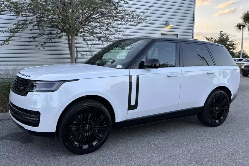 2025 Land Rover Range Rover Autobiography photo 1