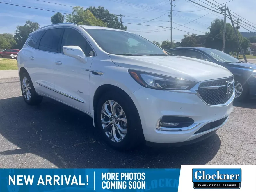 2021 Buick Enclave Avenir photo 1