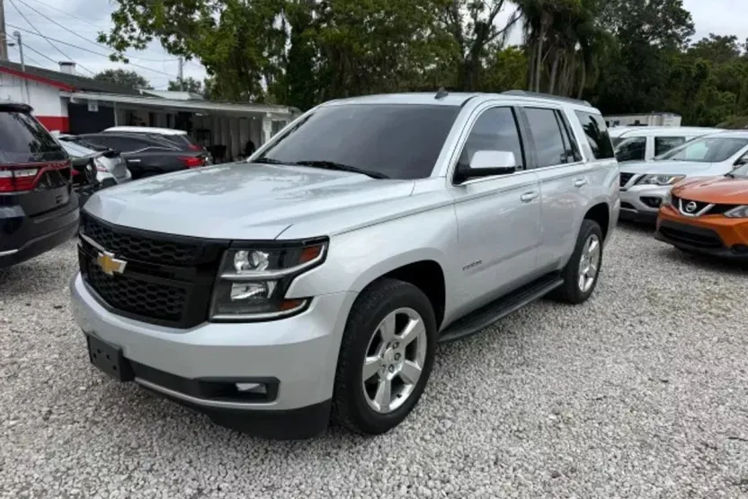 2015 Chevrolet Tahoe LT photo 1