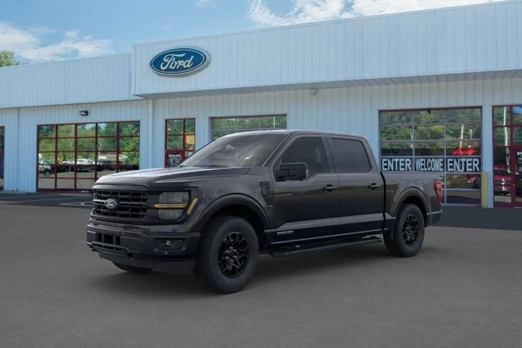 2025 Ford F-150 XLT photo 1