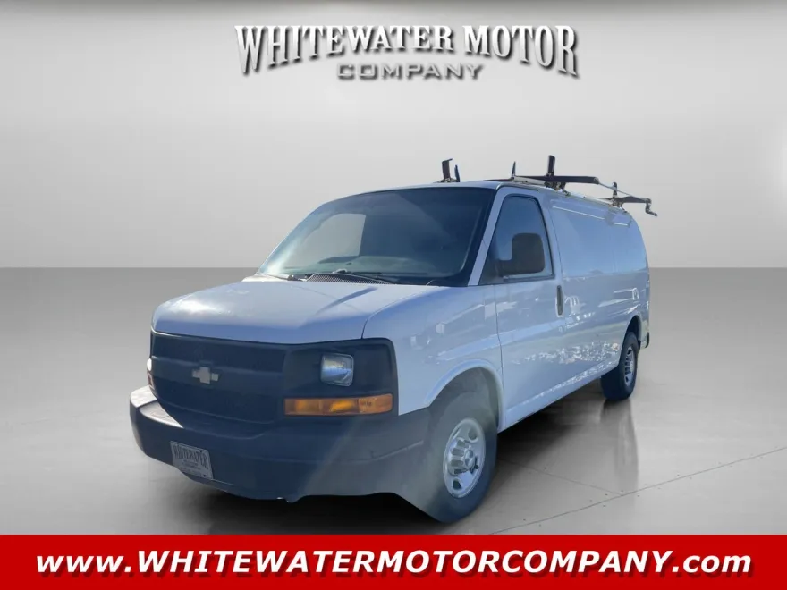 2017 Chevrolet Express 2500 Work Van photo 1
