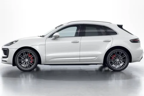 2026 Porsche Macan S photo 2