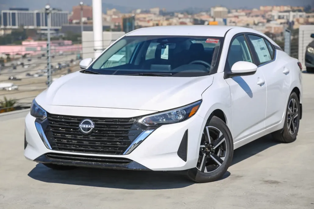 2025 Nissan Sentra SV photo 1