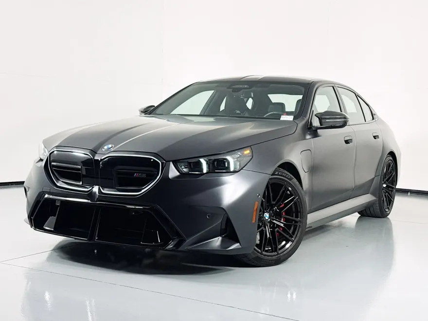 2025 Bmw M5 5 photo 1